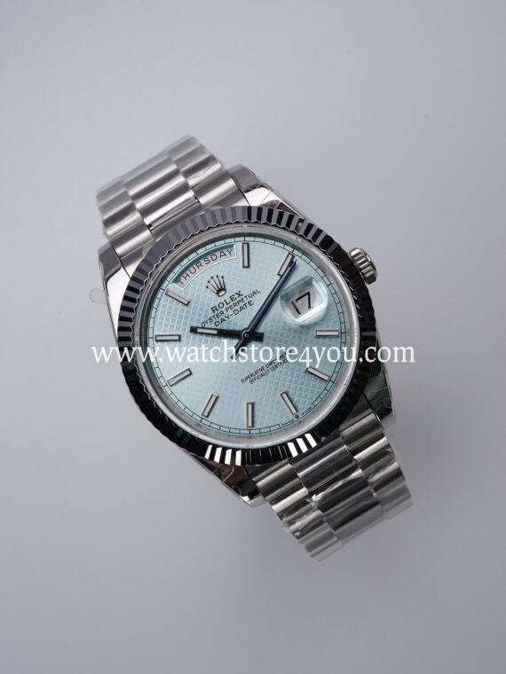 Rolex DayDate Ice Blue Hive Dial Platina 40MM BP