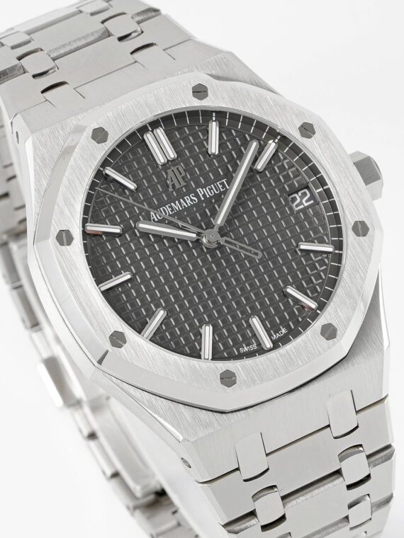 Audemars Piguet Royal Oak Grey 41mm 15500ST APS